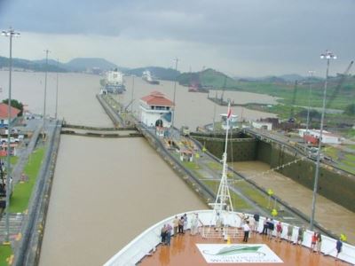 ha_panama_canal_file00296-large-content